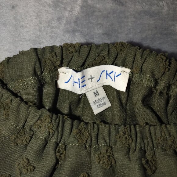 She + Sky Women M Olive Green Off-Shoulder Textured Cropped Dark Cottagecore top - Picture 2 of 11